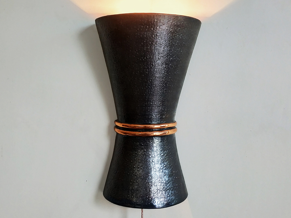 Lampu Dinding